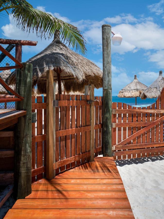 The Diving Lodge Downtown Puerto Morelos Eksteriør billede